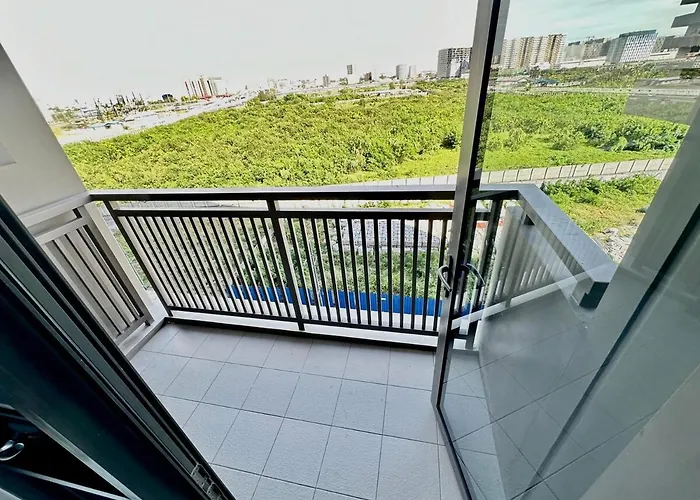Stylish Luxe In Gentry Manor * Manila