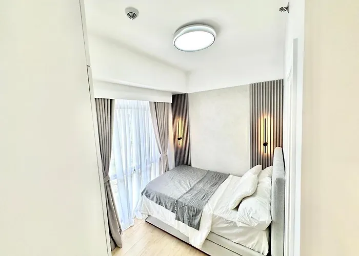 Stylish Luxe In Gentry Manor Manila